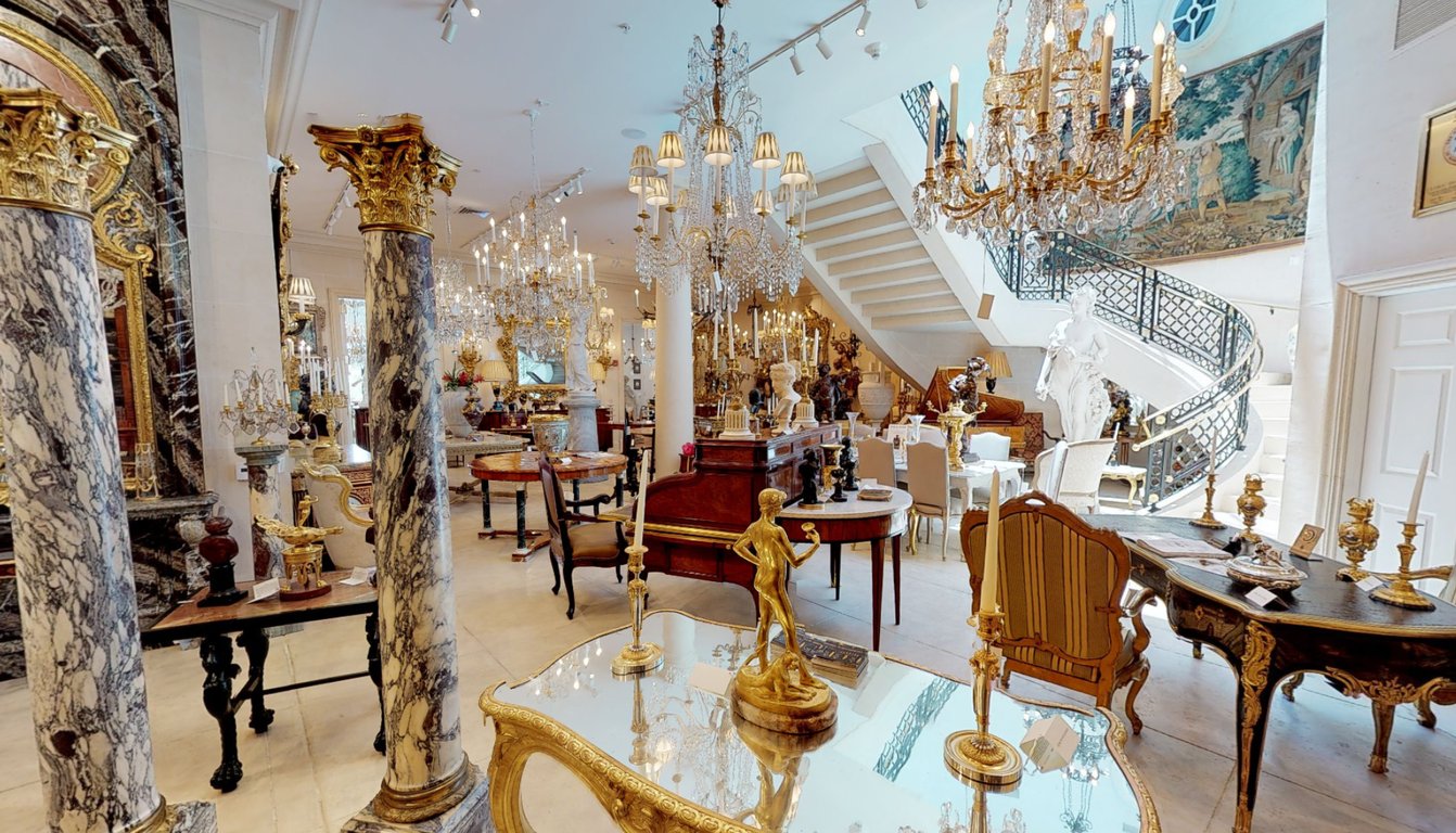 Photo of Cedric Dupont Antiques