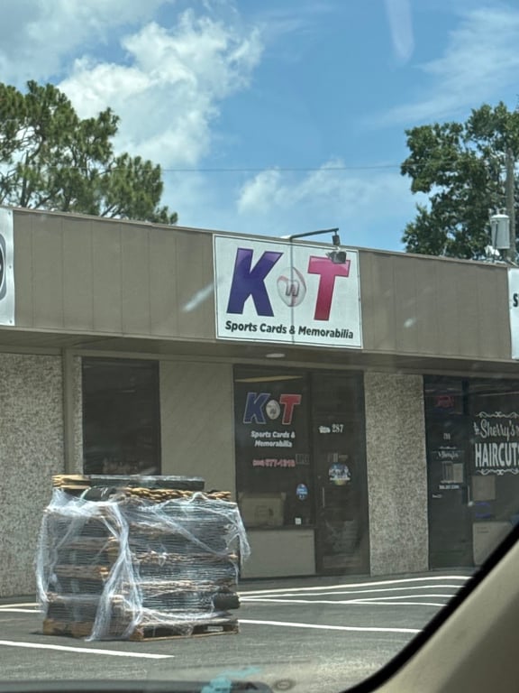 KnT Sports Cards & Memorabilia