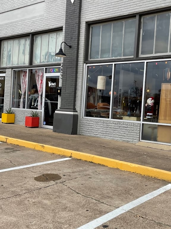 Velvet | a vintage collection