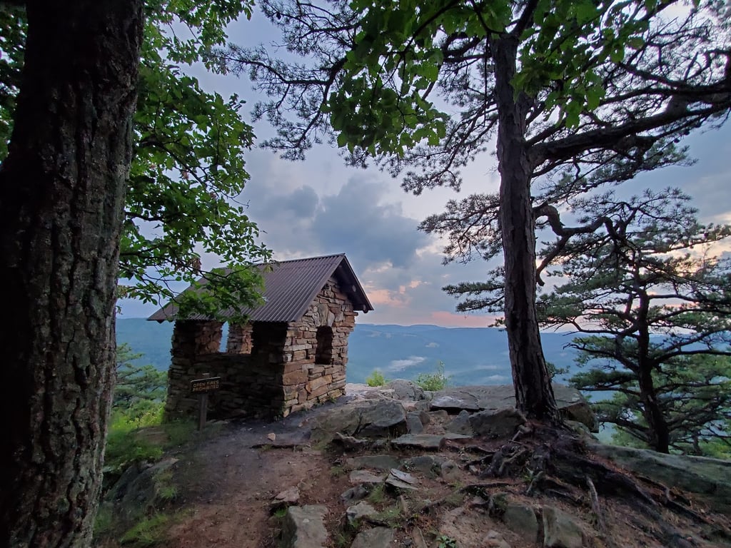 Cranny Crow Overlook, Lost River SP, WV