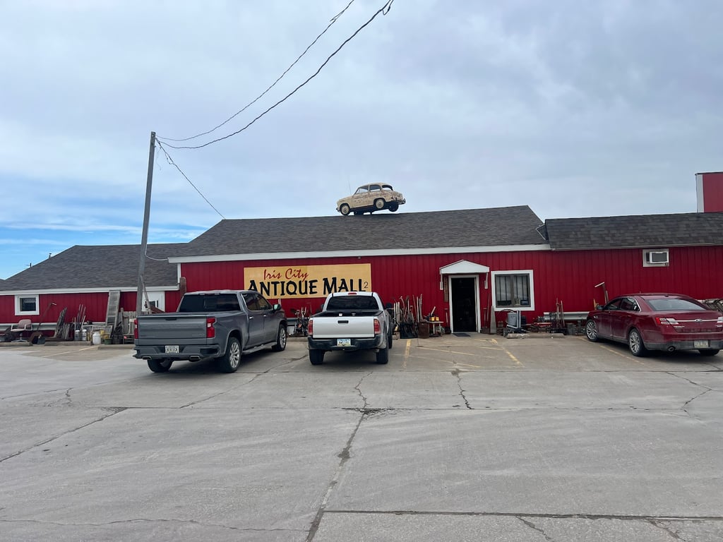 Photo of Iris City Antique Mall