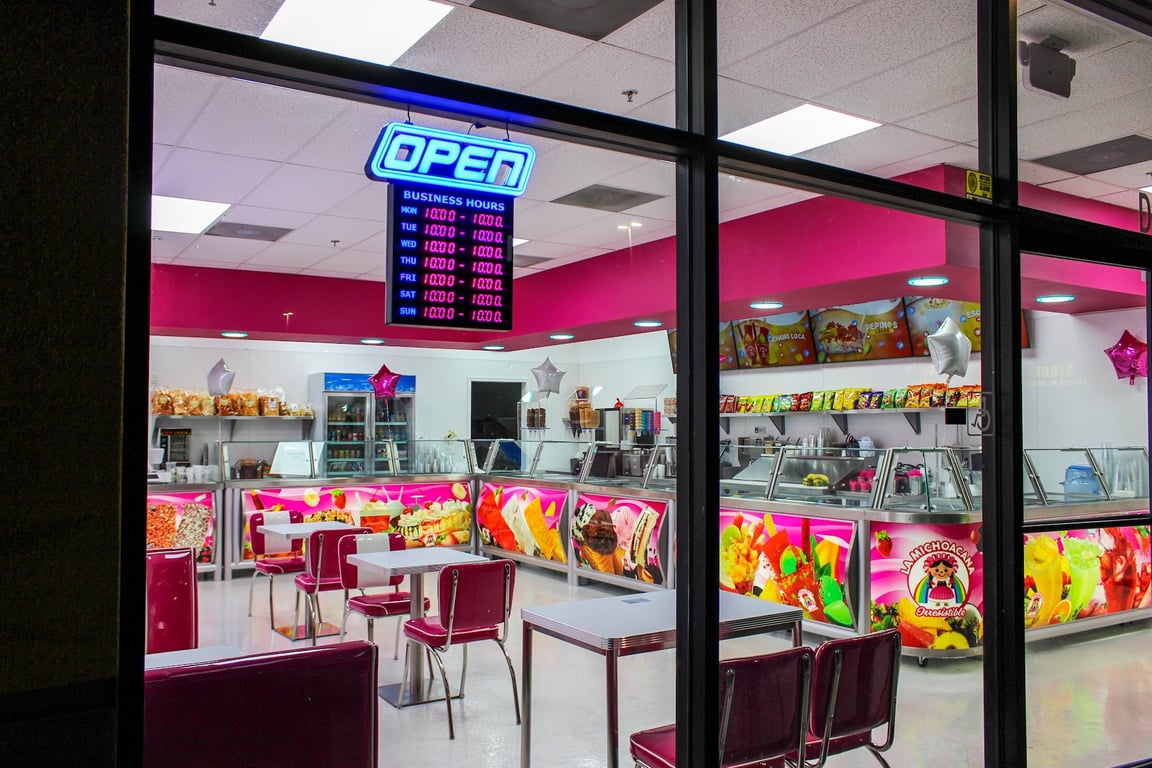 La Irresistible Michoacana Visalia CA