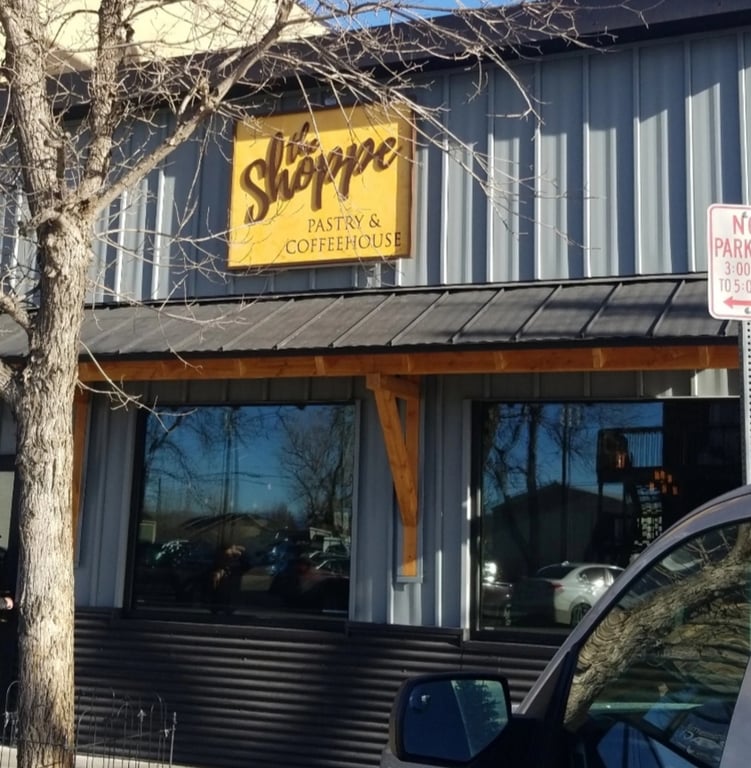 The Shoppe Pastry, Coffeehouse & Deli