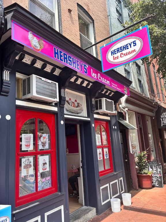 Hersheys’s Ice Cream (Light Street)