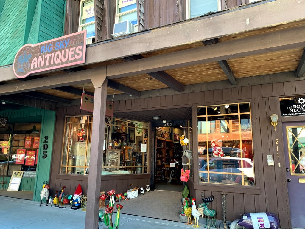 Photo of Big Antiques