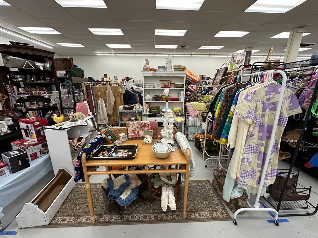 Finders Keepers Indoor Flea Market