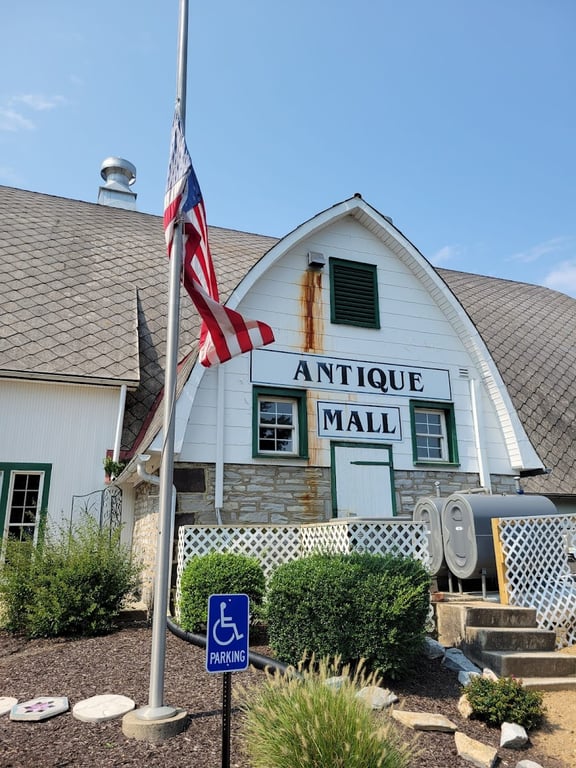 Crossroads Antique Mall