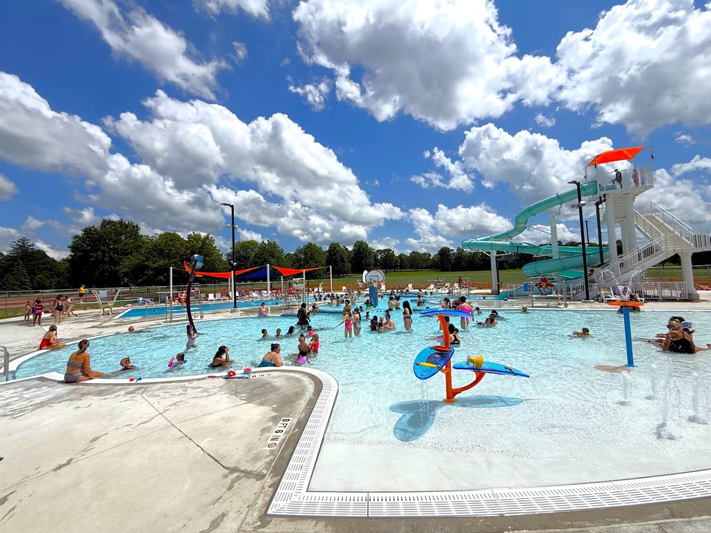 Byrnes Aquatic Center