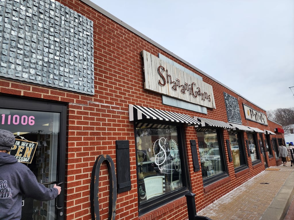 Photo of ShananiGanns Boutique