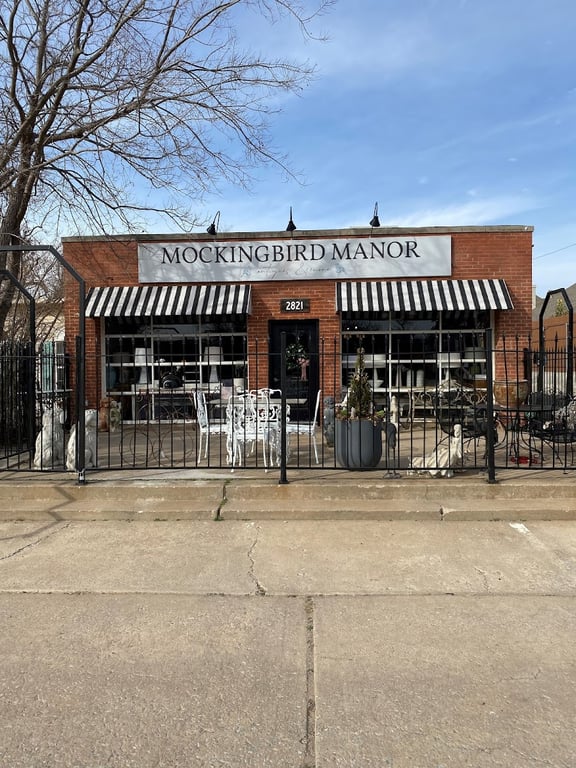Mockingbird Manor Antiques