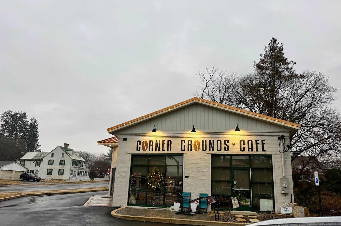 Corner Grounds Café