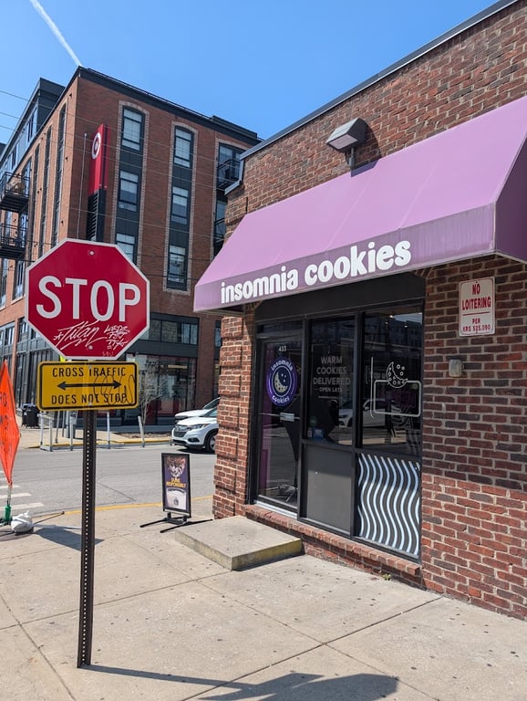 Insomnia Cookies