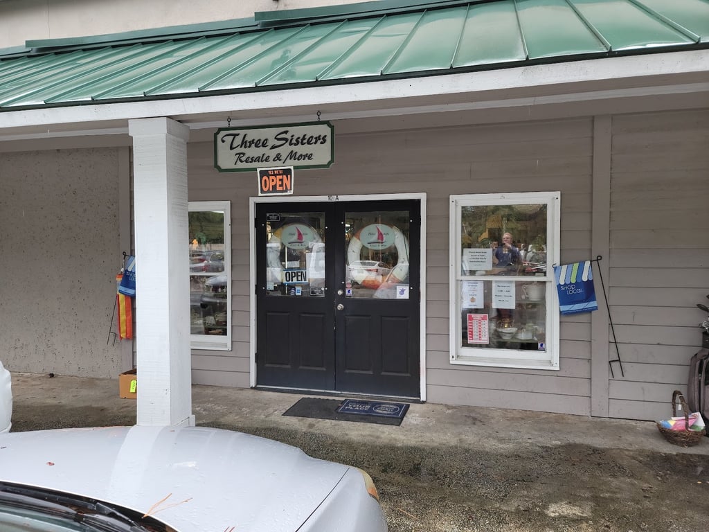 Photo of Three Sisters Resale and More