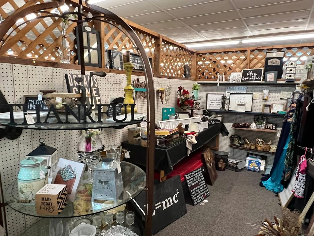 Gan’s Mall & Auction House