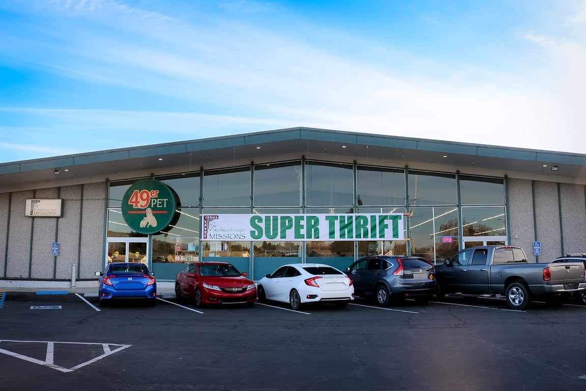 Redwood Gospel Missions- Super Thrift Store