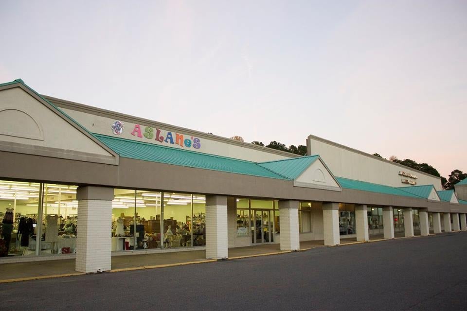 ASLANe’s Mission Thrift Store