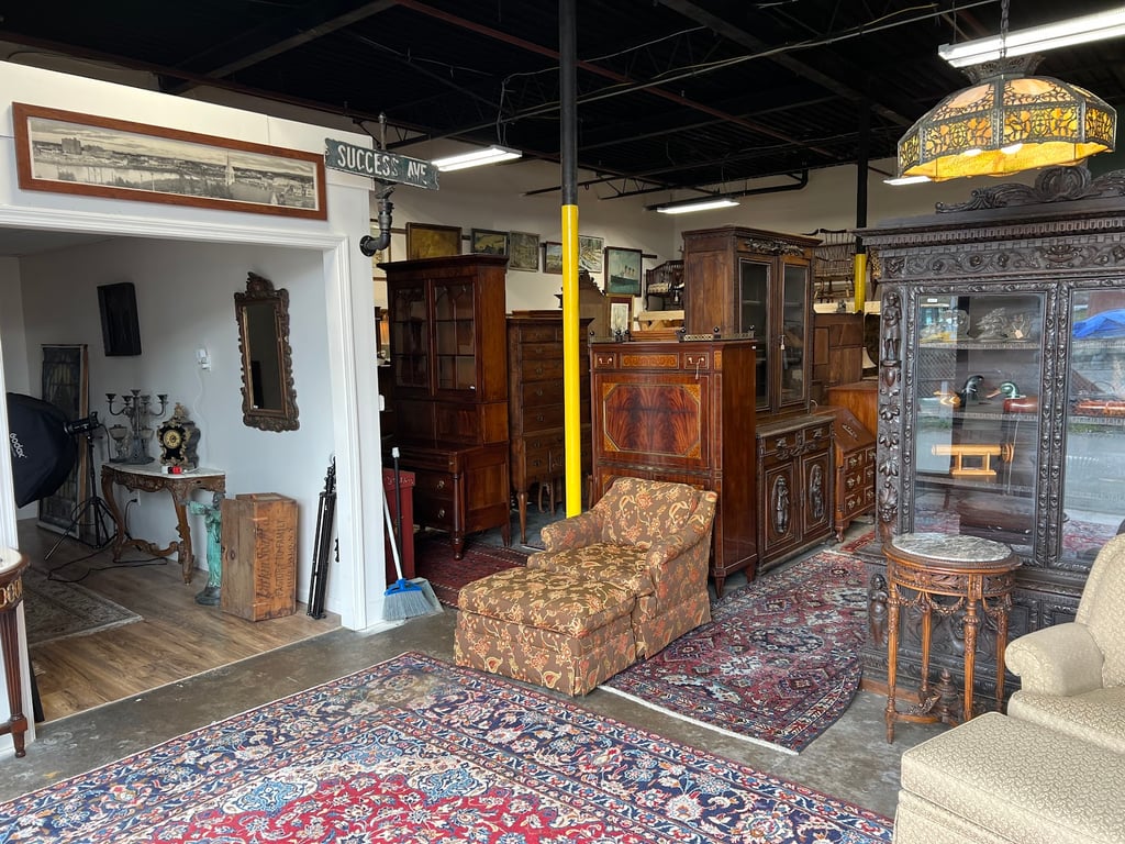 Pearl City Antiques