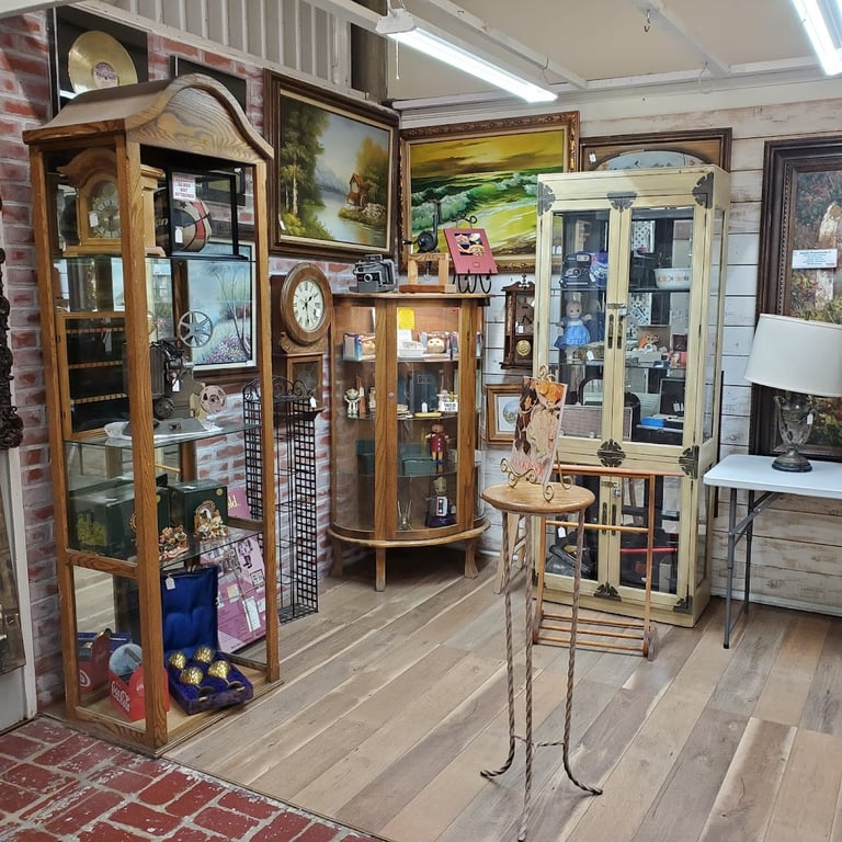 Photo of Country Antique Fair Mall