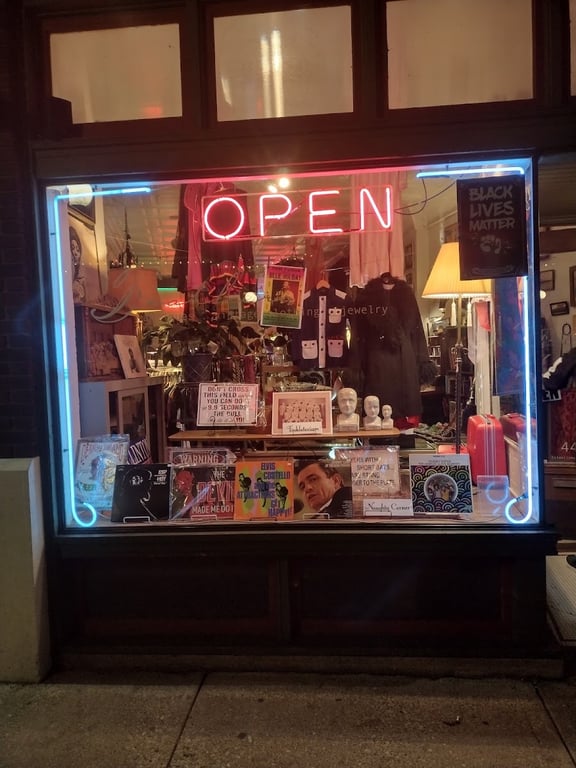 Photo of Feathers Vintage Clothing