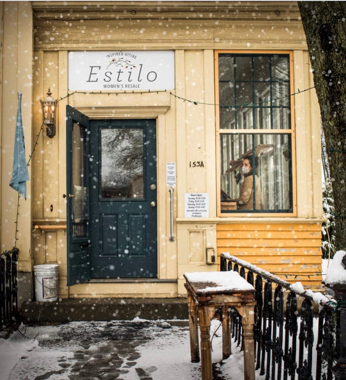 Photo of Estilo