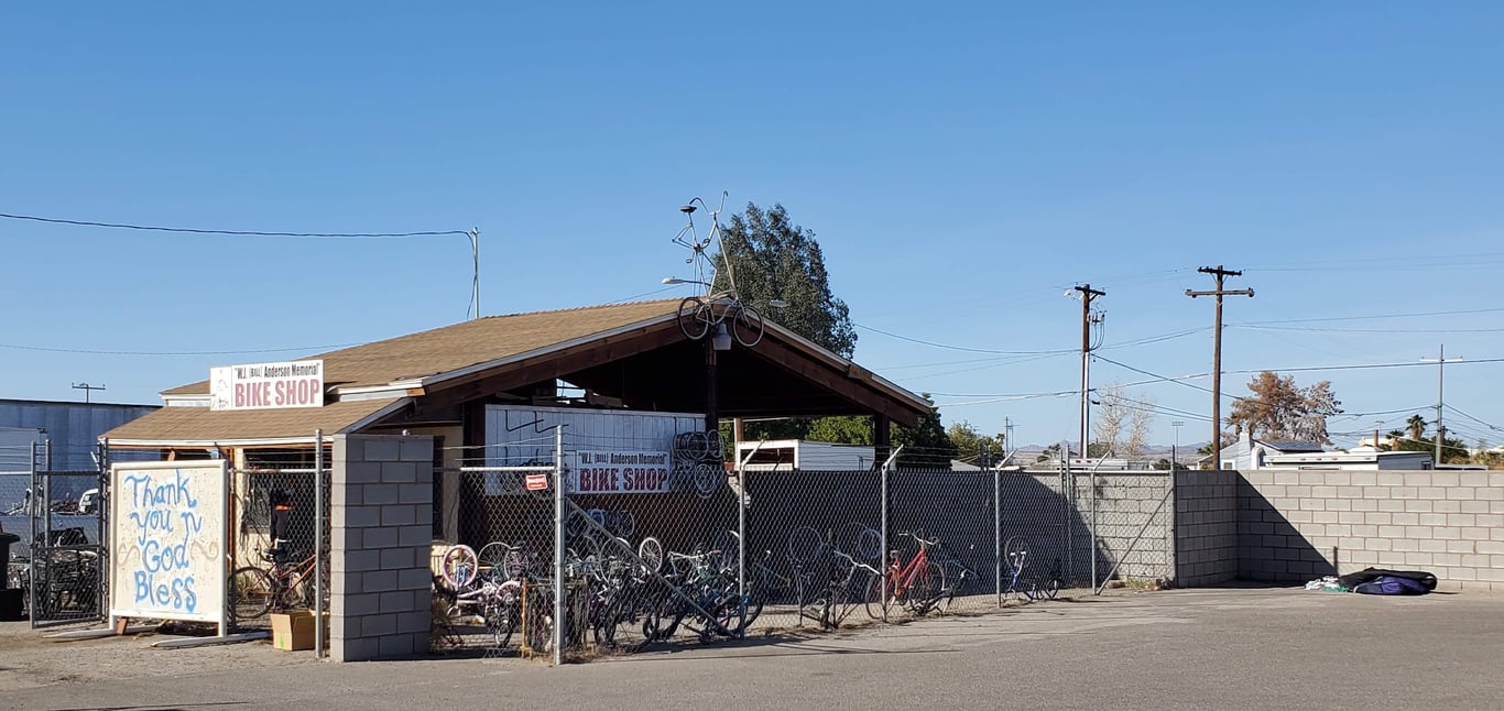 Crossroads Mission Thrift Store