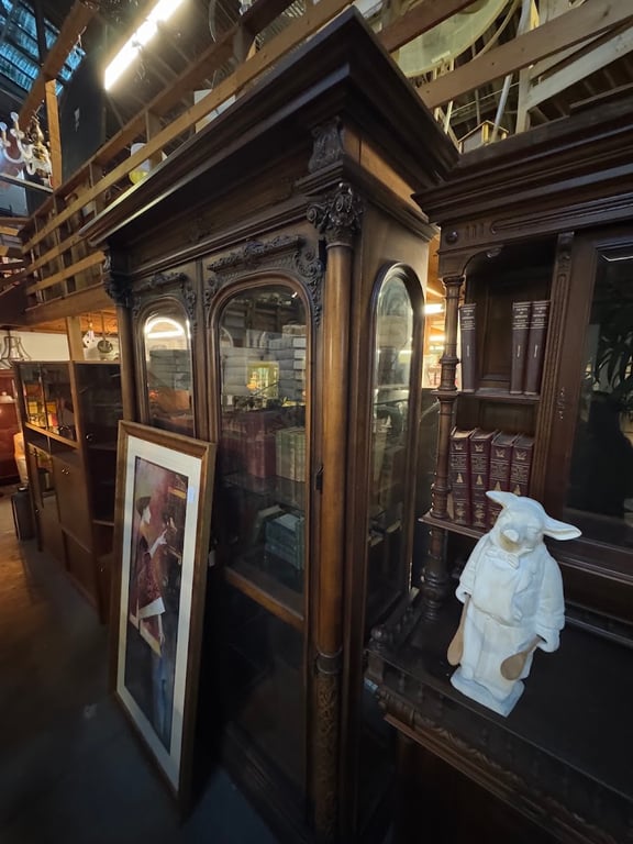A T Furniture & Antiques