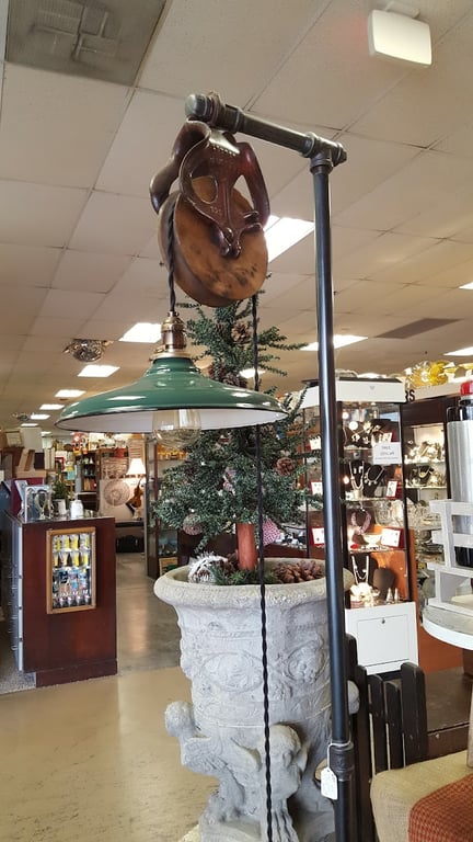 Lone Elm Antique Mall