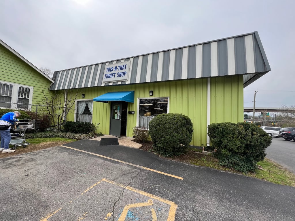 This-N-That Thrift Shop