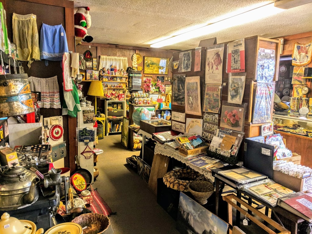 Unique Antique & Vintage Clothing