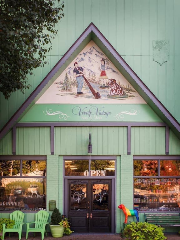 Vevay Vintage Prop & Shop