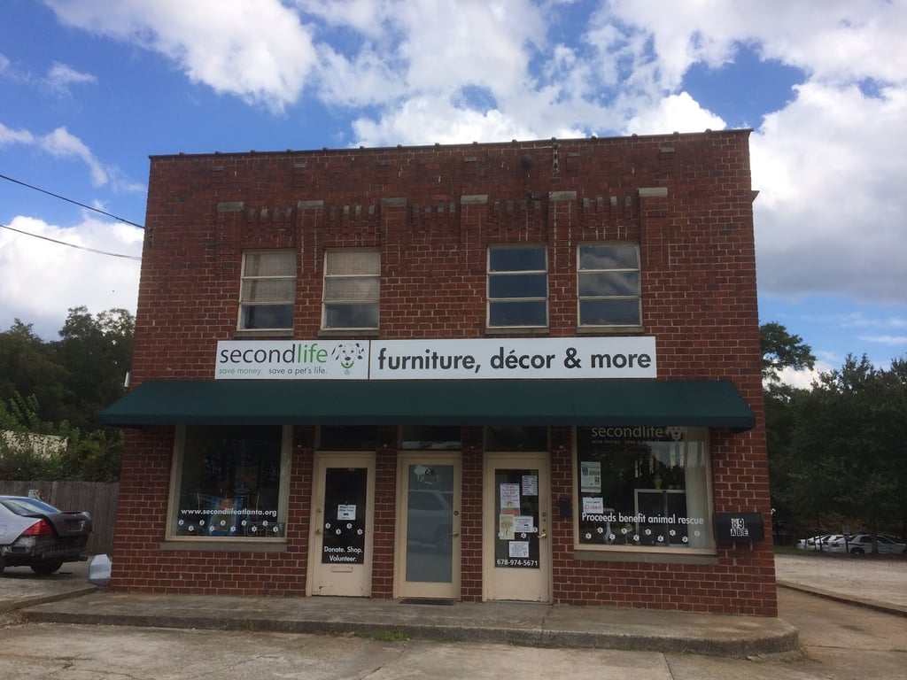Second Life – Furniture, Decor & More store