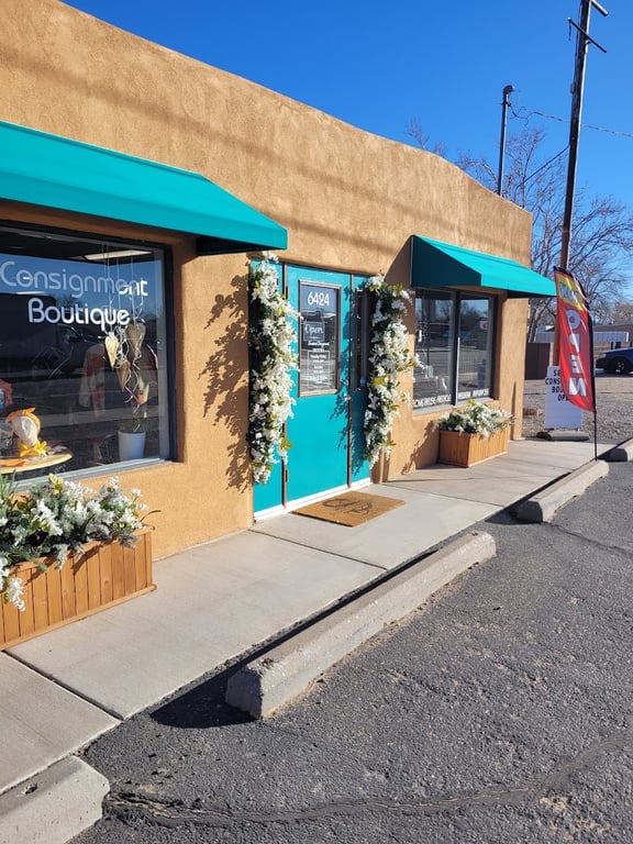 Seasons Consignment Boutique