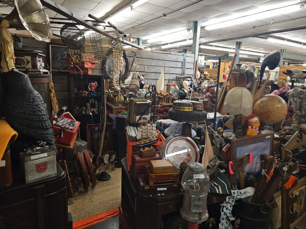 Alabama Antique Market
