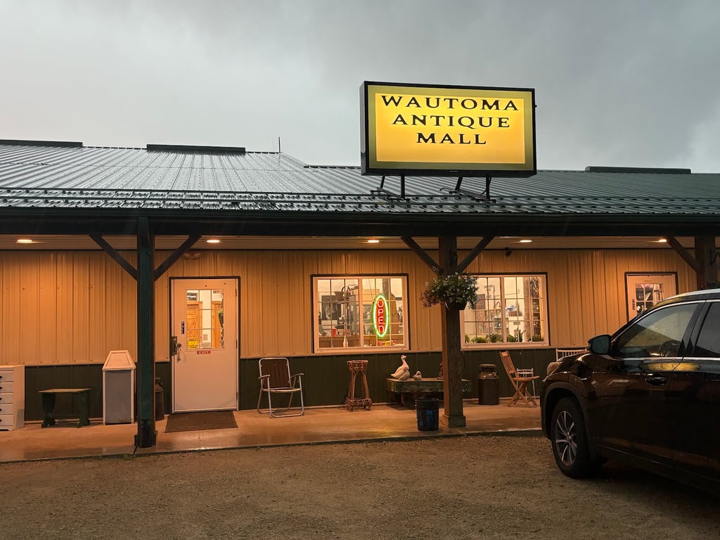 Wautoma Antique Mall