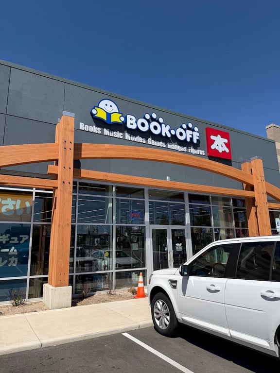 BOOKOFF Novi
