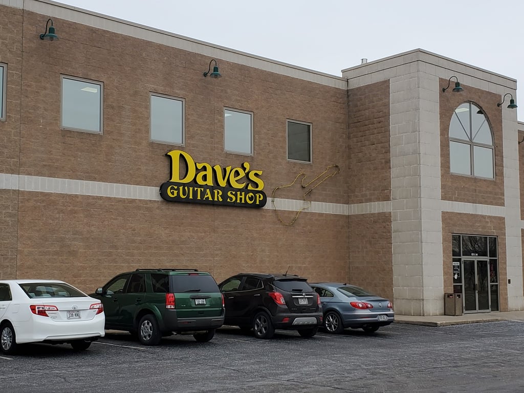 Photo of Dave’s Guitar Shop