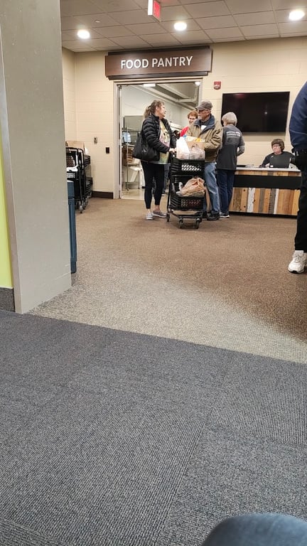 Eastview Christian Church – Food Pantry