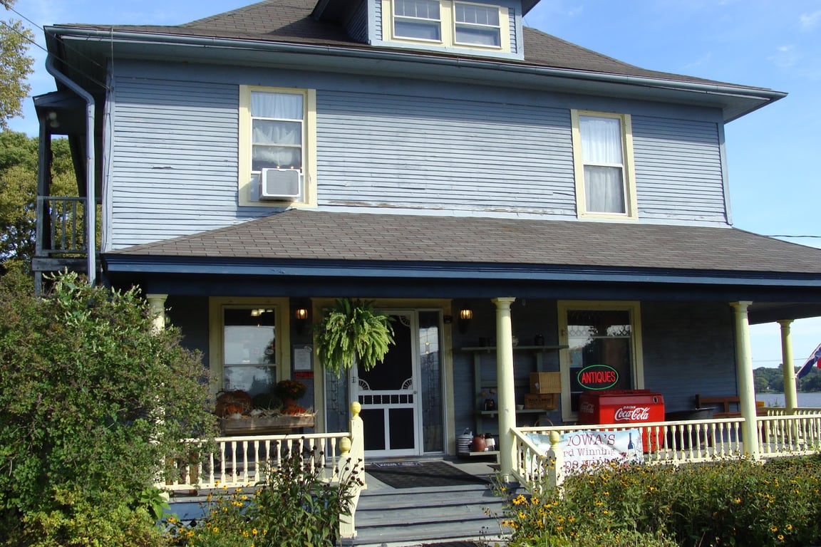 Mississippi Cottage Antiques