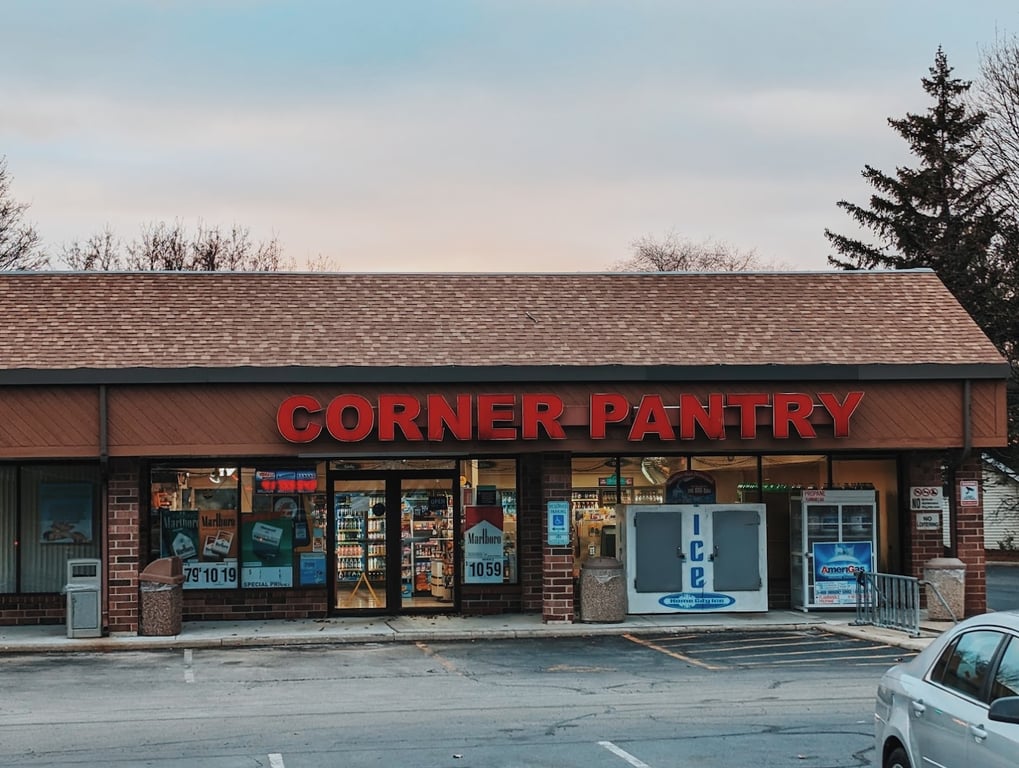 corner pantry