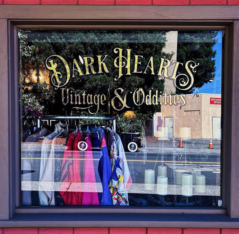 Dark Hearts Vintage And Oddities