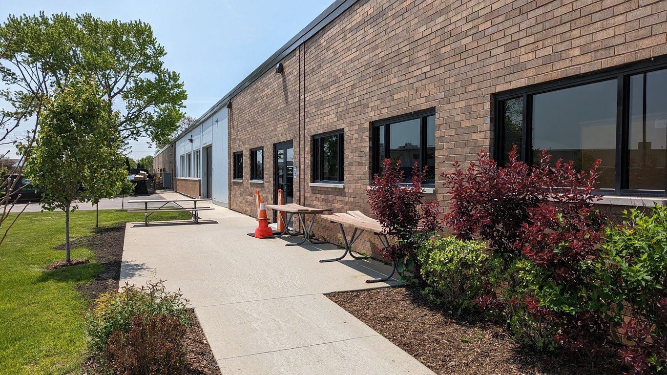 MIHUT Charitable Mission Food Pantry