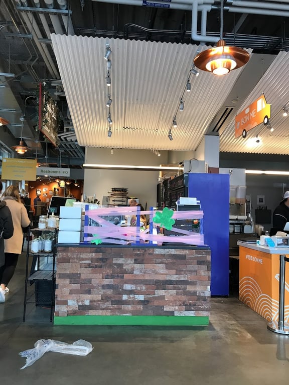 Jennifer Lee’s Gourmet Bakery