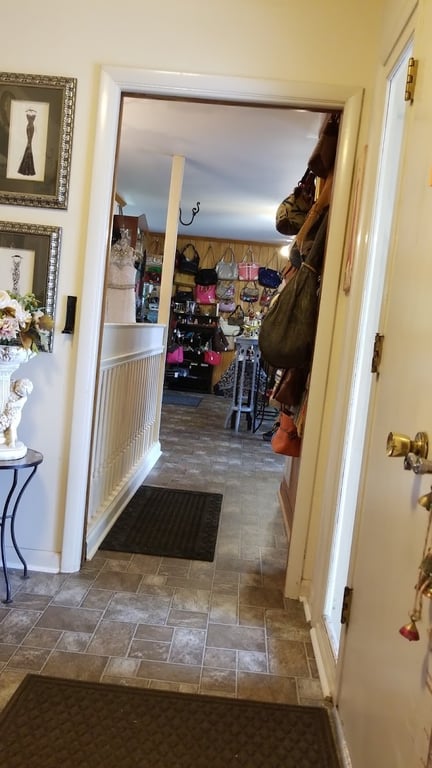 Second Chances Consignment Boutique