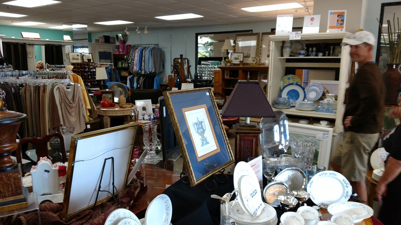 American Cancer Society Discovery Shop – Corona del Mar, CA