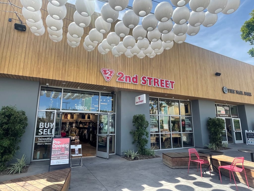 2nd STREET Stanton