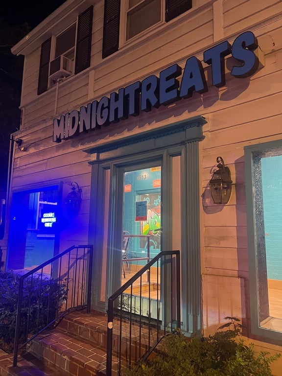 MidnighTreats