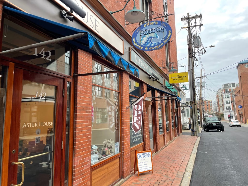 Ellie’s Raw Juice & Oxygen Lounge