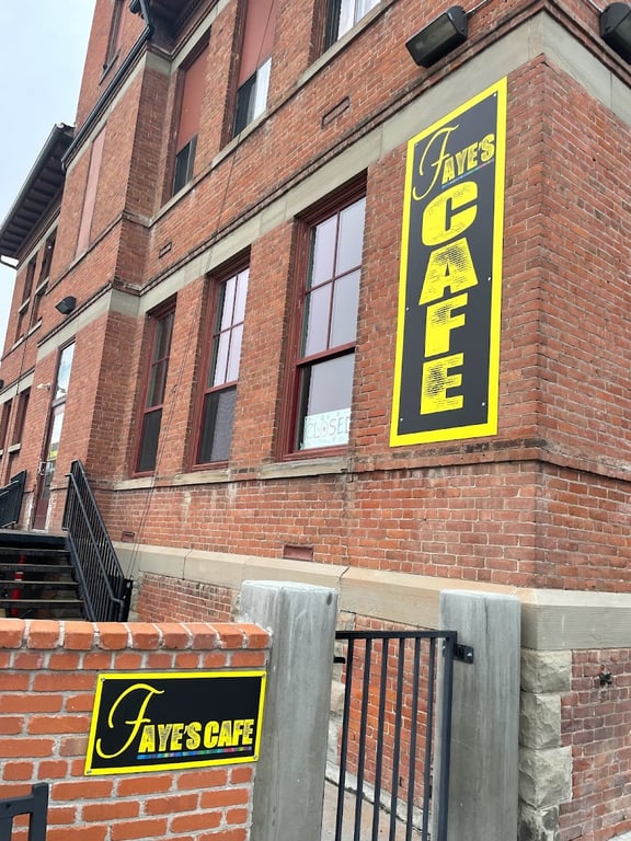 Faye’s Cafe