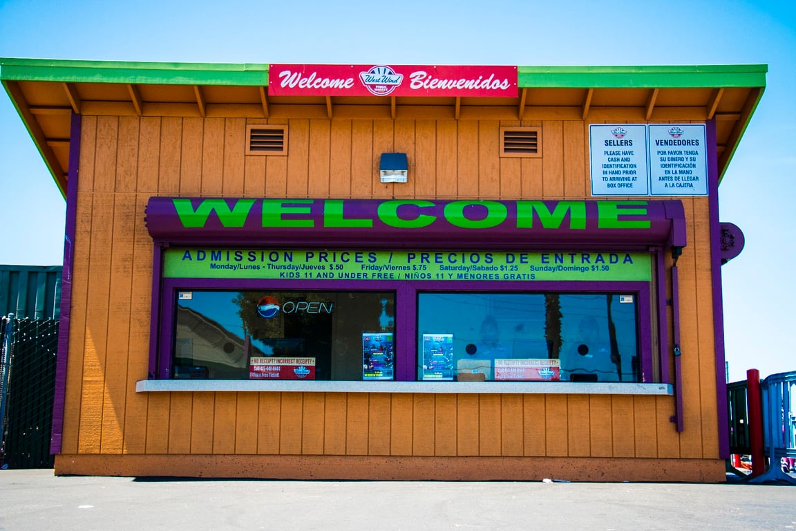 Coliseum Public Market