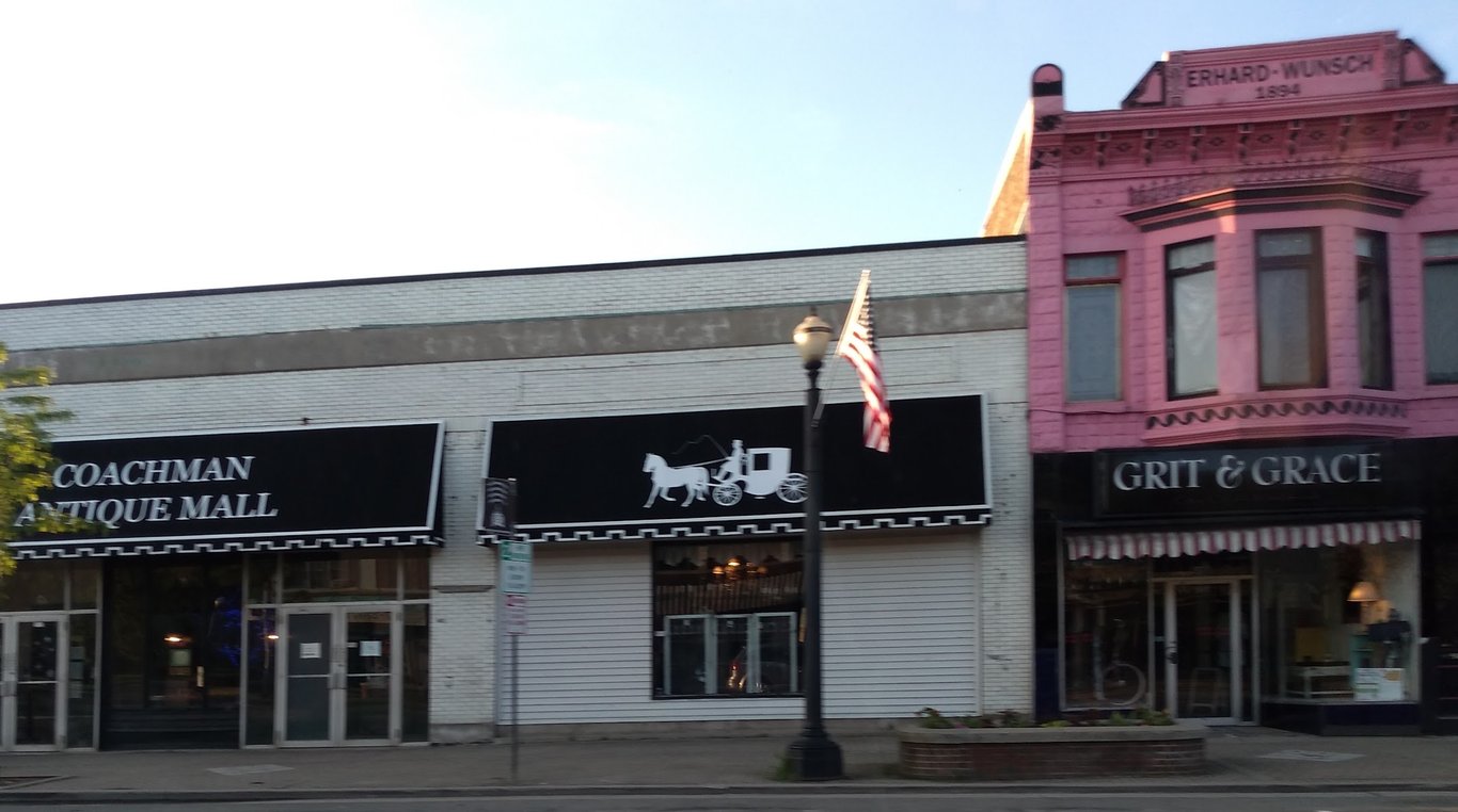 Photo of Coachman Antique Mall